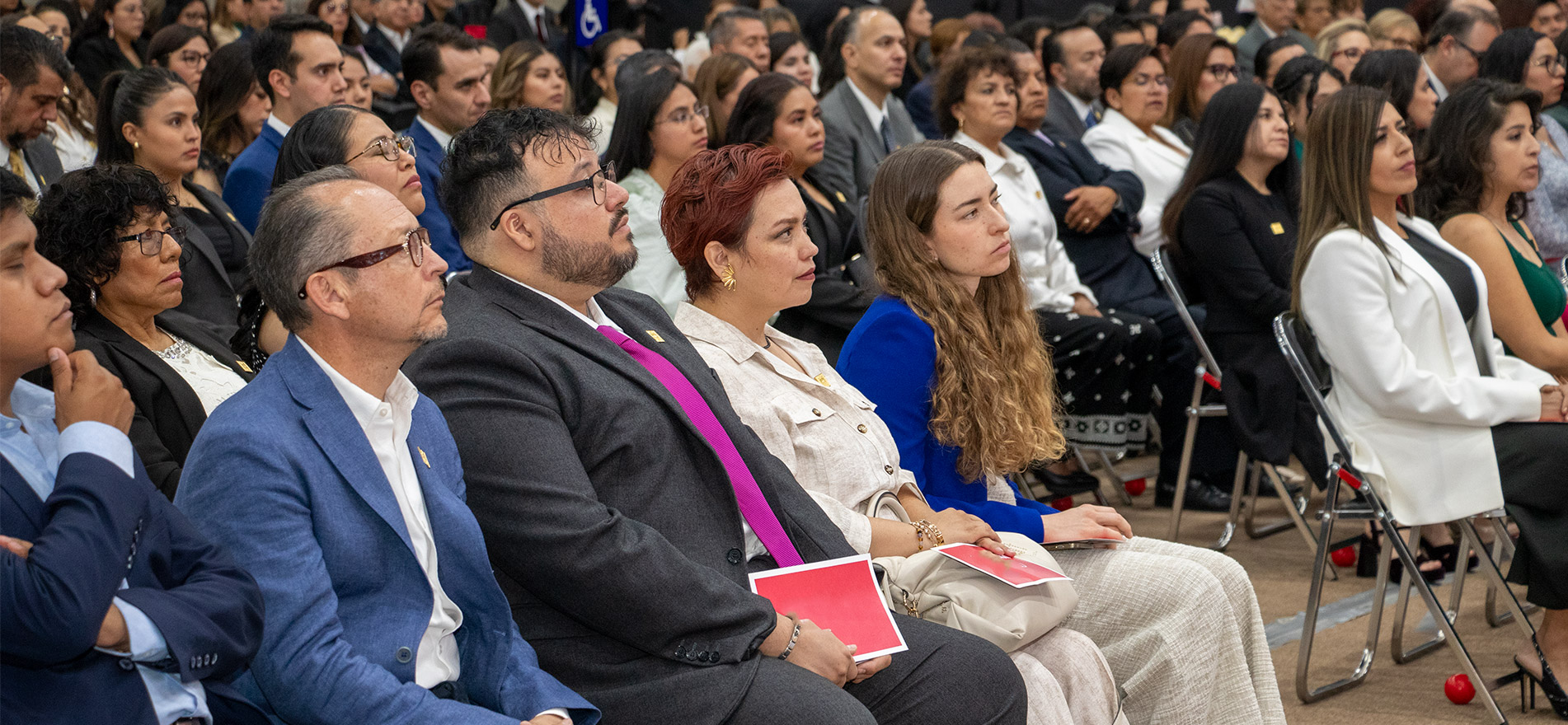 Alumnos de posgrado en graduación