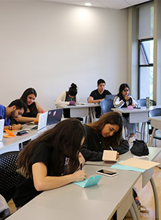 Alumnos en clase