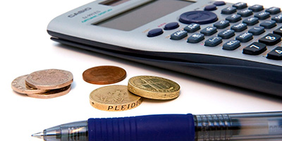 monedas y calculadora